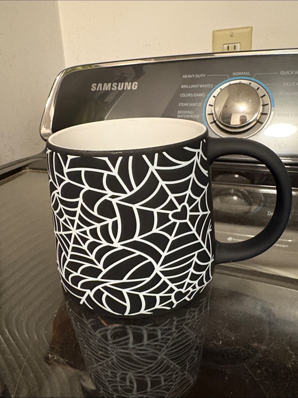 Black Matted Cobweb Mug 14.5 OZ